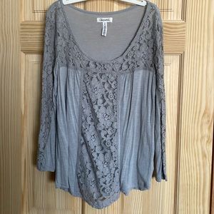 AEROPOSTALE grey lace long sleeve top | Size L | In good condition